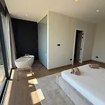 With A Private Pool And * Эстепона